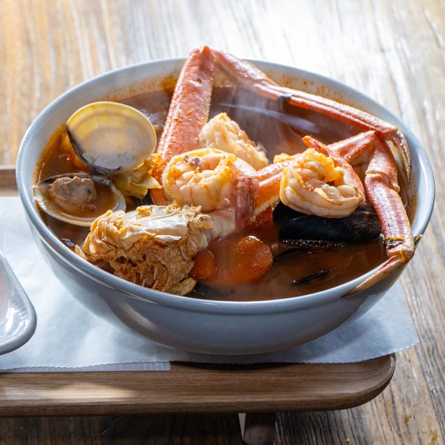 Caldo De 7 Mares.